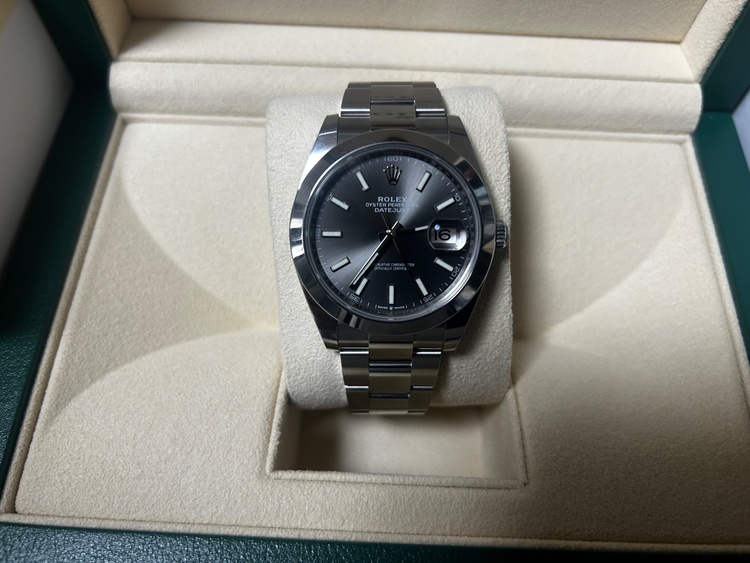 126300（高級時計）の商品画像 - 査定依頼日：2026年2月16日 - 最高査定価格：1,450,000円