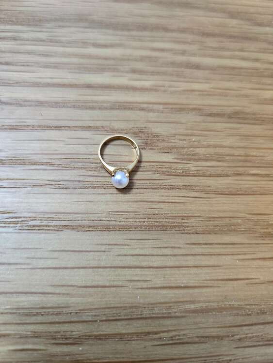 リング（金・貴金属）の商品画像 - 査定依頼日：2025年4月15日 - 最高査定価格：100,000円