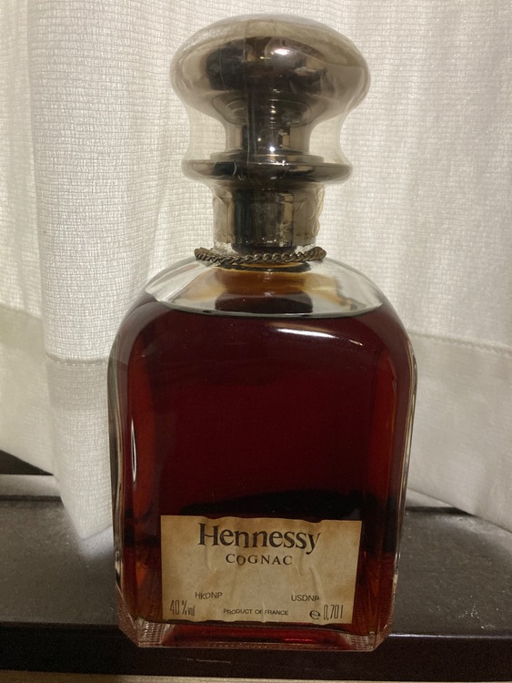 ブランデー ヘネシー （お酒）の商品画像 - 査定依頼日：2025年9月15日 - 最高査定価格：14,500円