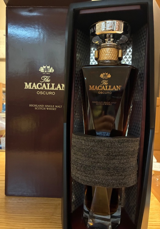 マッカラン オスクーロ（お酒）の商品画像 - 査定依頼日：2025年7月11日 - 最高査定価格：100,000円