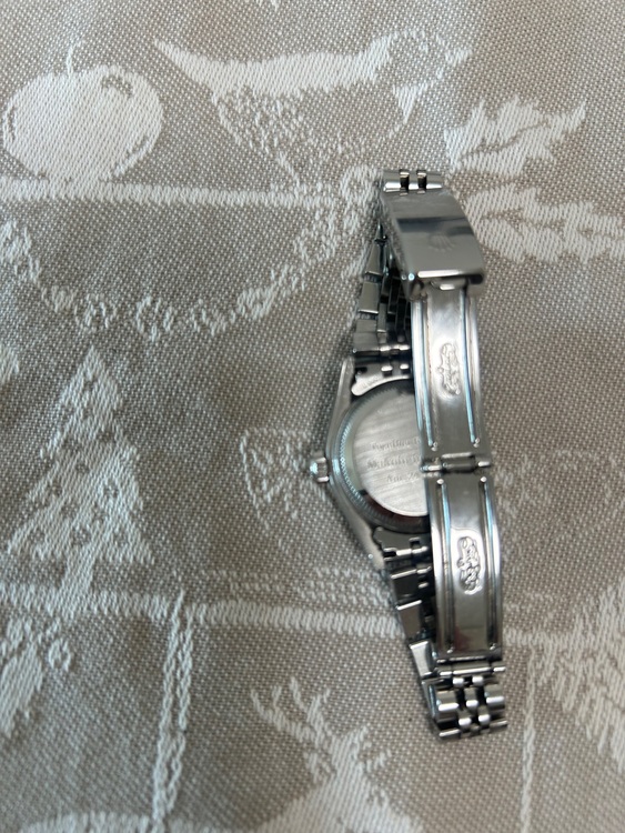 ロレックス デイトジャスト 6917（高級時計）の商品画像 - 査定依頼日：2025年7月1日 - 最高査定価格：680,000円