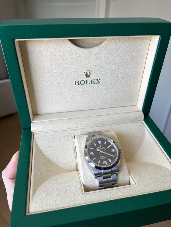 ロレックス エクスプローラー 21427（高級時計）の商品画像 - 査定依頼日：2025年10月26日 - 最高査定価格：1,150,000円