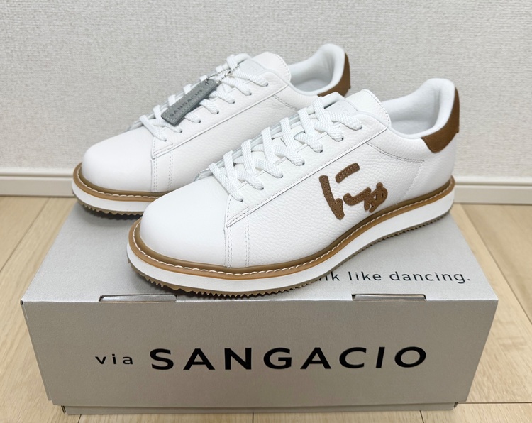 via SANGACIO にゅ〜ずSPREE WHITE（古着・ファッション）の商品画像 - 査定依頼日：2026年1月18日 - 最高査定価格：14,000円