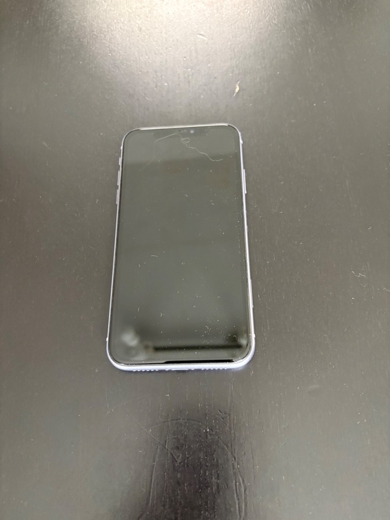 iPhone11 256GB Softbank（スマホ）の商品画像 - 査定依頼日：2026年5月9日 - 最高査定価格：16,000円