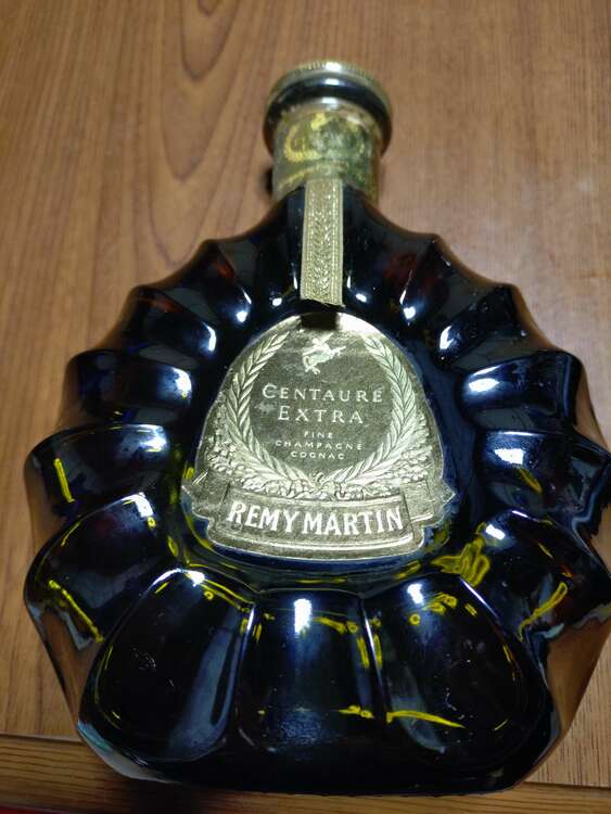 ブランデー レミーマルタン （お酒）の商品画像 - 査定依頼日：2025年2月23日 - 最高査定価格：7,000円