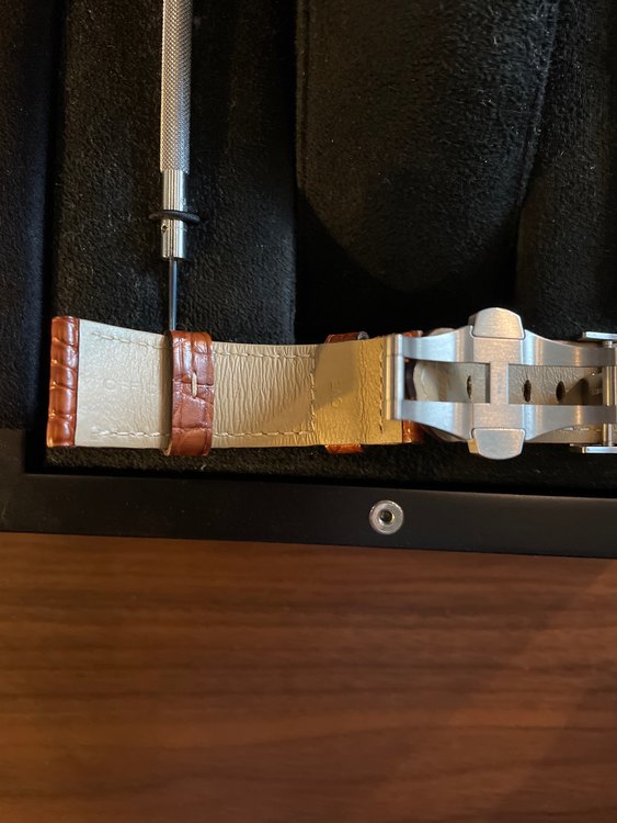 ルミノールマリーナ （高級時計）の商品画像 - 査定依頼日：2022年12月14日 - 最高査定価格：430,000円