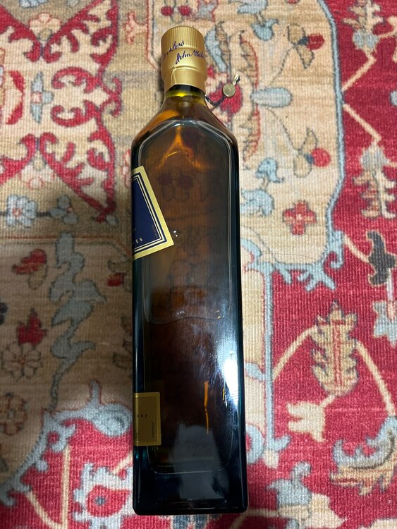 ウイスキー ジョニーウォーカー （お酒）の商品画像 - 査定依頼日：2025年3月5日 - 最高査定価格：11,000円