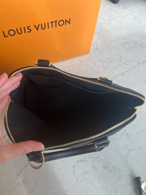 M26489 アルマＰM（ブランドバッグ）の商品画像 - 査定依頼日：2025年12月20日 - 最高査定価格：300,000円