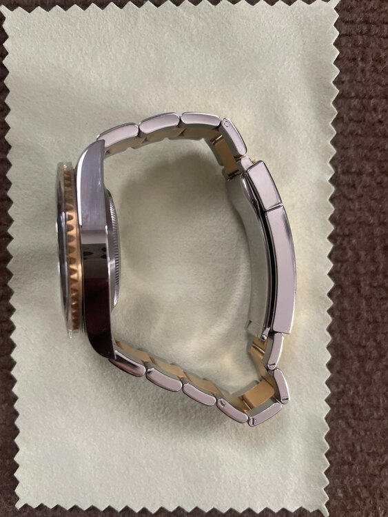 ロレックス サブマリーナー （高級時計）の商品画像 - 査定依頼日：2025年5月19日 - 最高査定価格：2,150,000円