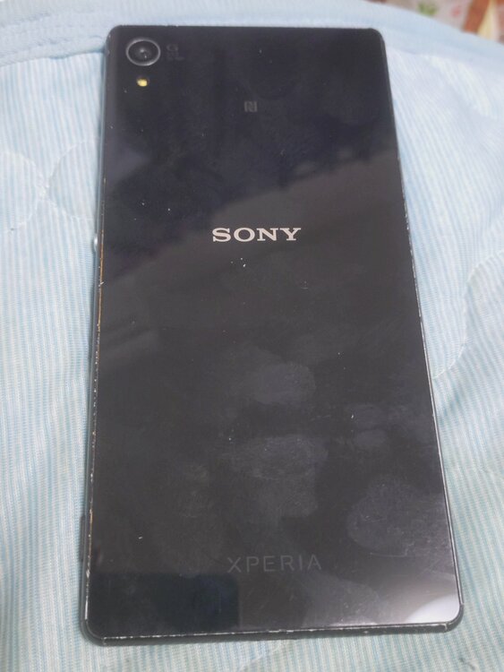 不明（スマホ）の商品画像 - 査定依頼日：2026年5月6日 - 最高査定価格：100,000円
