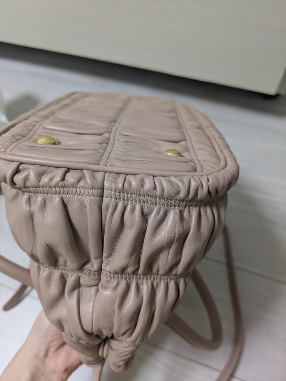 プラダ  （ブランドバッグ）の商品画像 - 査定依頼日：2025年6月13日 - 最高査定価格：120,000円