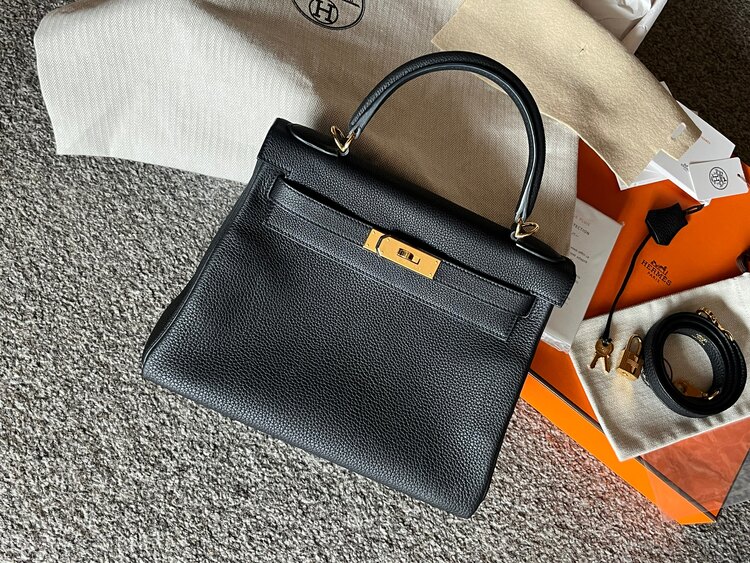 エルメス ケリー （ブランドバッグ）の商品画像 - 査定依頼日：2025年2月21日 - 最高査定価格：2,820,000円