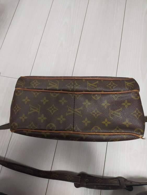 ルイヴィトン モノグラム （ブランドバッグ）の商品画像 - 査定依頼日：2025年4月10日 - 最高査定価格：25,000円