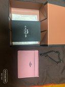 コーチ　パスケース（ブランド財布・小物）の商品画像 - 査定依頼日：2023年5月6日 - 最高査定価格：1,000円