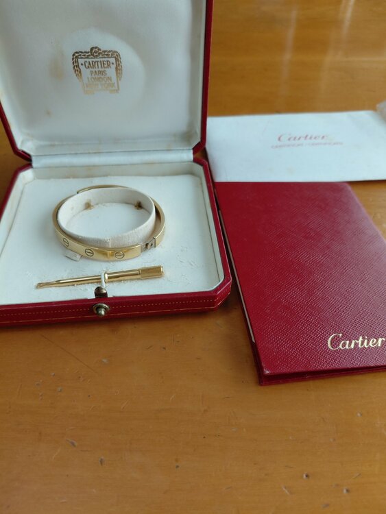 カルティエ ラブブレス（金・貴金属）の商品画像 - 査定依頼日：2026年7月23日 - 最高査定価格：900,000円
