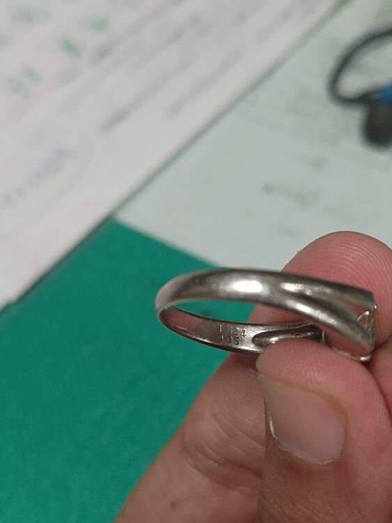 ダイヤモンドリング（金・貴金属）の商品画像 - 査定依頼日：2025年9月6日 - 最高査定価格：250,000円