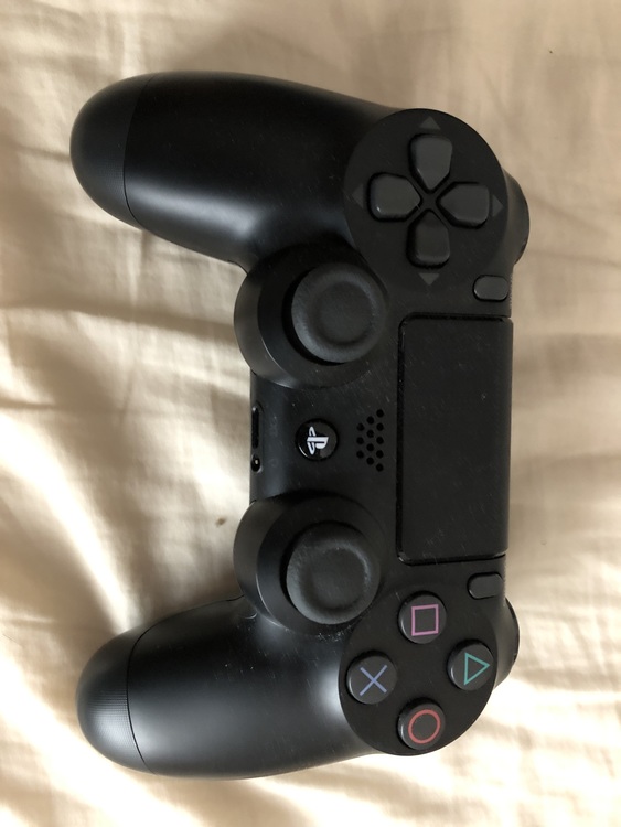 プレイステーション4 Pro本体 ジェットブラック(HDD 1TB/CUH-72（ゲーム機本体・ゲームソフト）の商品画像 - 査定依頼日：2020年7月16日 - 最高査定価格：26,000円