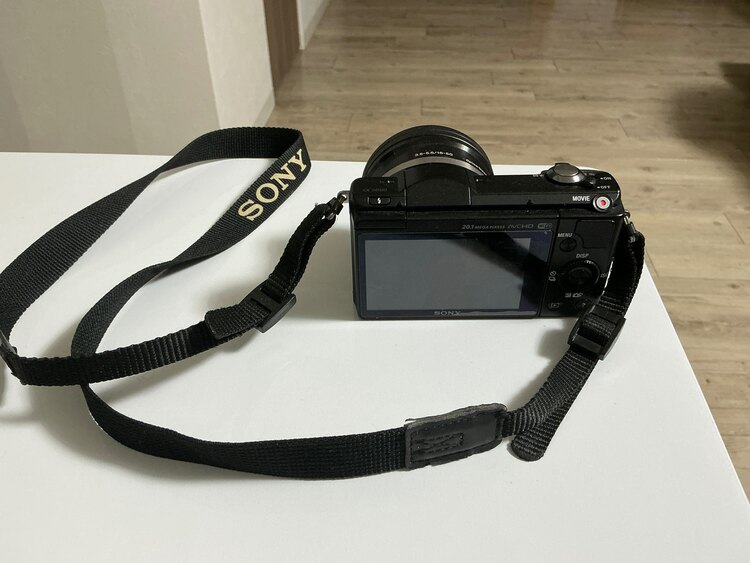 α5000（カメラ）の商品画像 - 査定依頼日：2025年3月25日 - 最高査定価格：30,000円