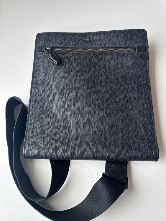 ショルダーバッグ（ブランドバッグ）の商品画像 - 査定依頼日：2025年9月24日 - 最高査定価格：100,000円