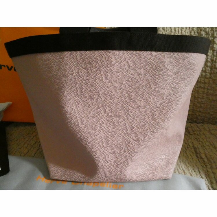 その他 その他 （ブランドバッグ）の商品画像 - 査定依頼日：2026年2月4日 - 最高査定価格：26,000円