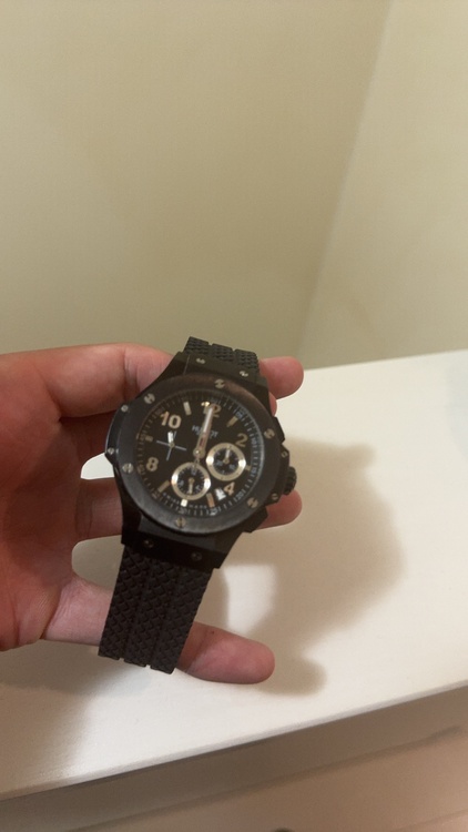 ウブロ ビックバン （高級時計）の商品画像 - 査定依頼日：2025年12月21日 - 最高査定価格：800,000円