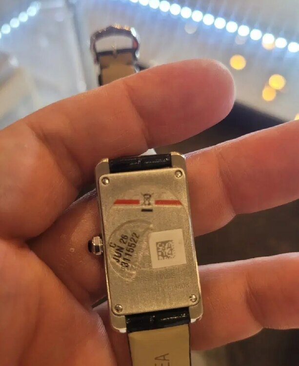 カルティエタンク　アメリカンスティル（高級時計）の商品画像 - 査定依頼日：2025年5月4日 - 最高査定価格：480,000円