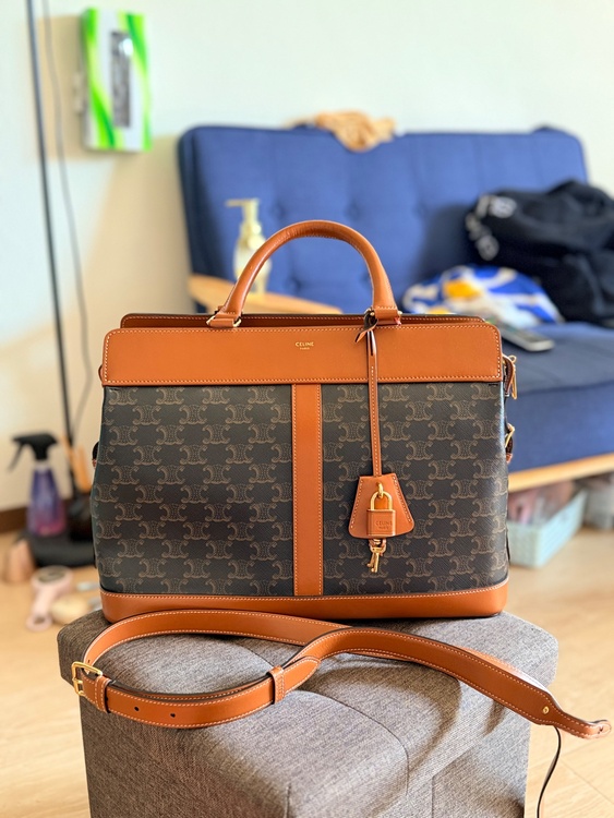 CELINE BAG（ブランドバッグ）の商品画像 - 査定依頼日：2026年4月15日 - 最高査定価格：150,000円