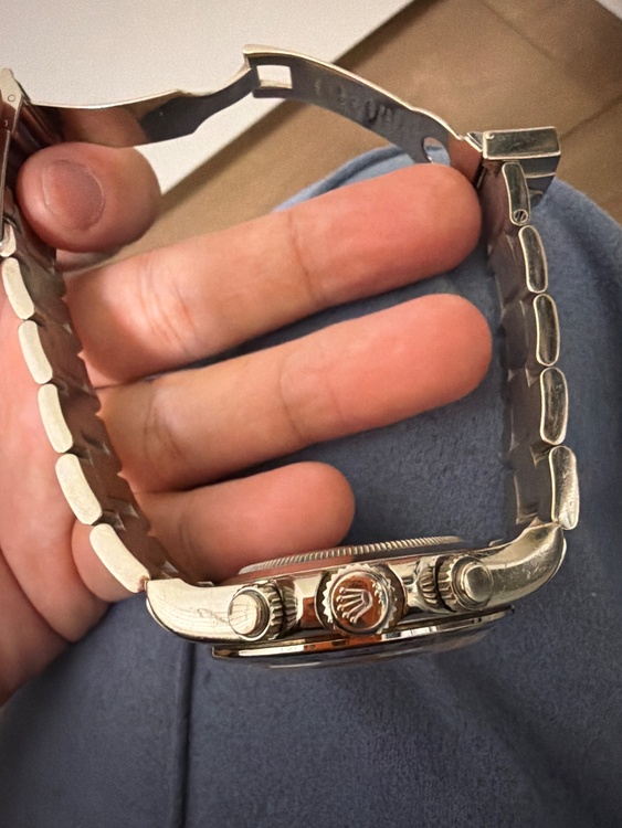 ロレックス デイトナ （高級時計）の商品画像 - 査定依頼日：2026年1月4日 - 最高査定価格：7,700,000円