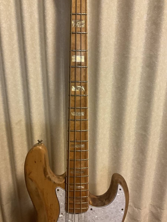 jazz bass 1974（ピアノ・楽器・PA機材）の商品画像 - 査定依頼日：2026年5月24日 - 最高査定価格：250,000円