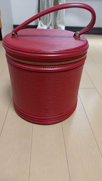 カンヌ（ブランドバッグ）の商品画像 - 査定依頼日：2026年4月20日 - 最高査定価格：40,000円