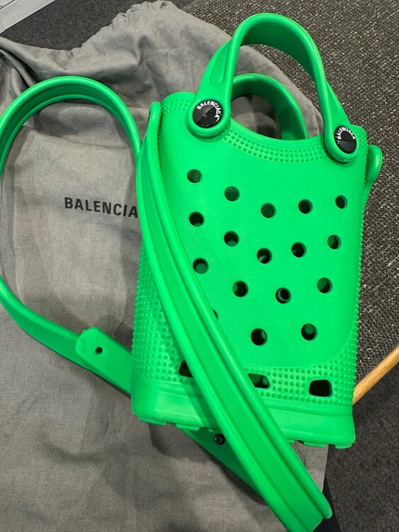 BALENCIAGA（ブランドバッグ）の商品画像 - 査定依頼日：2025年1月6日 - 最高査定価格：45,000円