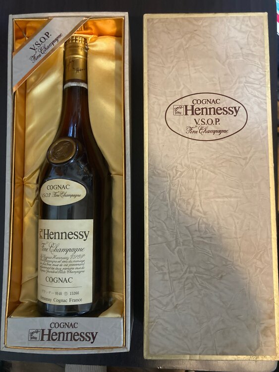 ブランデー ヘネシー （お酒）の商品画像 - 査定依頼日：2025年5月6日 - 最高査定価格：5,000円