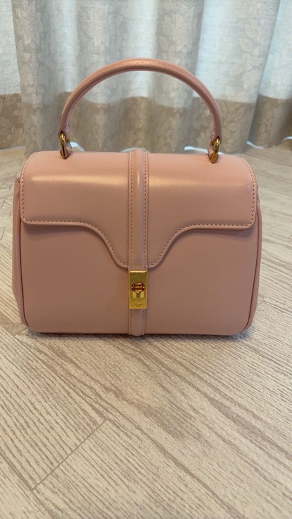 セリーヌ  （ブランドバッグ）の商品画像 - 査定依頼日：2026年1月20日 - 最高査定価格：180,000円