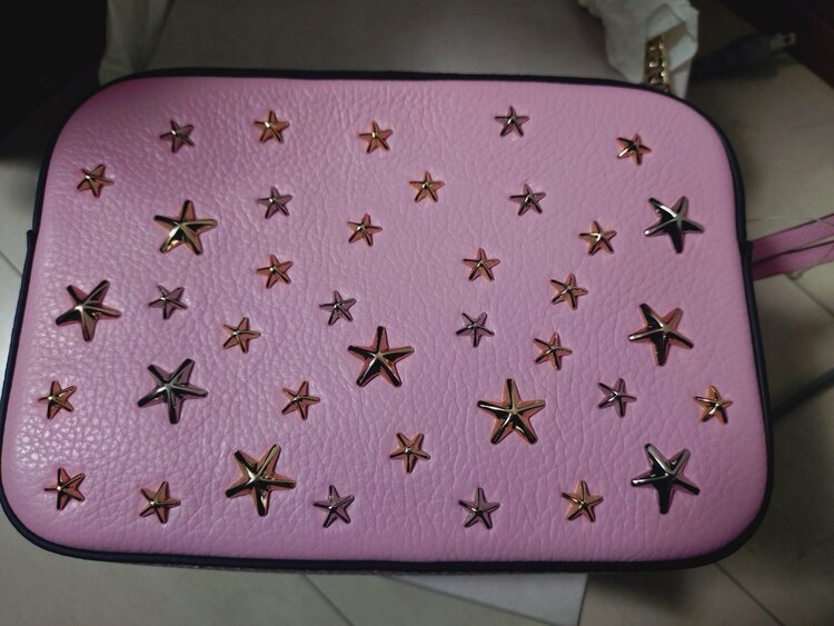 ジミーチュウ  （ブランドバッグ）の商品画像 - 査定依頼日：2026年1月8日 - 最高査定価格：22,000円