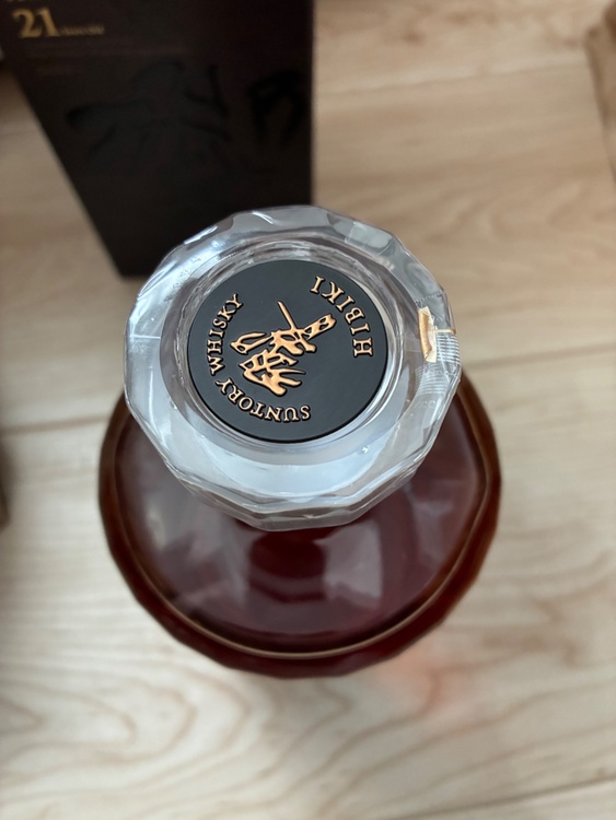 ウイスキー サントリー響 21年（お酒）の商品画像 - 査定依頼日：2026年2月27日 - 最高査定価格：68,000円