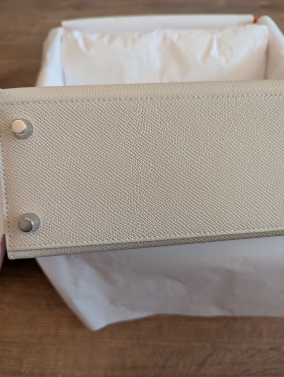 ケリー25（ブランドバッグ）の商品画像 - 査定依頼日：2025年8月8日 - 最高査定価格：2,700,000円