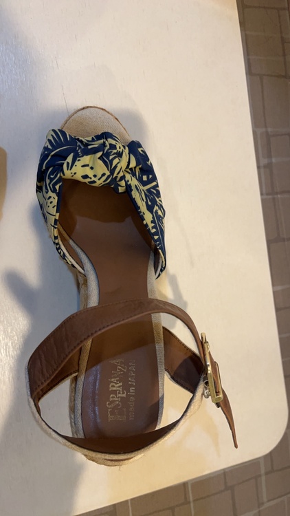 サンダル（古着・ファッション）の商品画像 - 査定依頼日：2026年2月5日 - 最高査定価格：100,000円