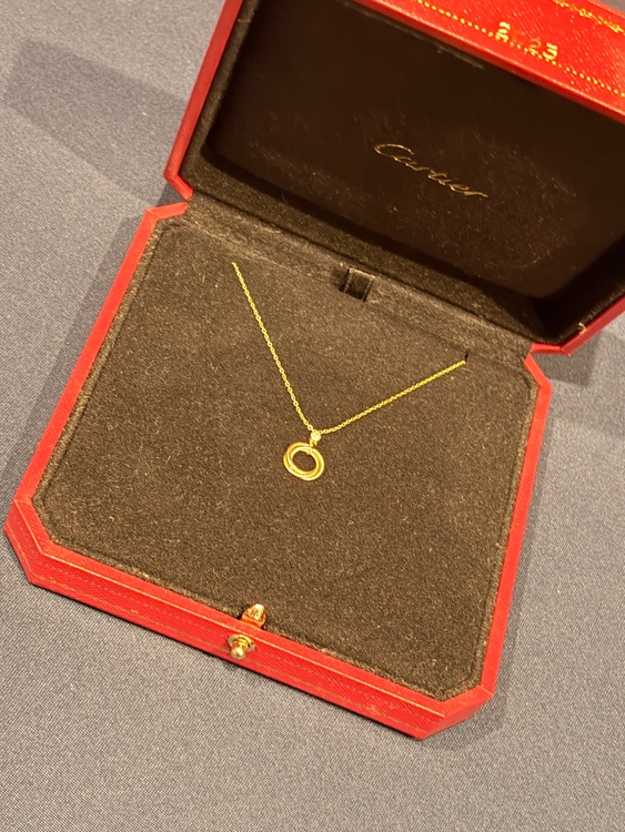 カルティエトリニティネックレスダイヤ入り（金・貴金属）の商品画像 - 査定依頼日：2026年5月9日 - 最高査定価格：260,000円