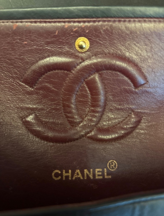 CHANELマトラッセラムスキン（ブランドバッグ）の商品画像 - 査定依頼日：2025年10月23日 - 最高査定価格：250,000円