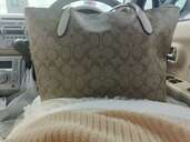 その他 コーチ （ブランドバッグ）の商品画像 - 査定依頼日：2024年10月27日 - 最高査定価格：1,000円