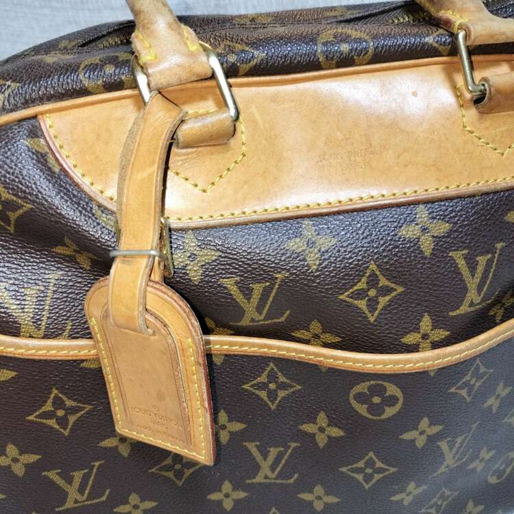 ドーヴィル　VL1907（ブランドバッグ）の商品画像 - 査定依頼日：2025年3月3日 - 最高査定価格：50,000円