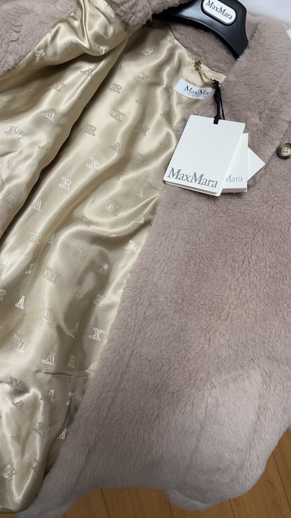 マックスマーラテディベアケープ（古着・ファッション）の商品画像 - 査定依頼日：2025年9月22日 - 最高査定価格：100,000円
