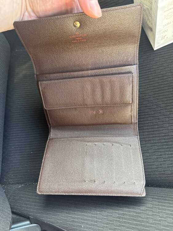 ルイヴィトン ダミエ （ブランドバッグ）の商品画像 - 査定依頼日：2025年3月23日 - 最高査定価格：12,000円