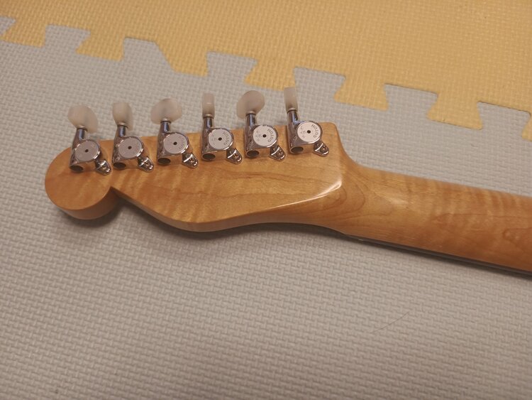 Guitar Creation Custom Line Jane Doe ムーンスプルース/ハカランダ EMG・Piezo搭載（ピアノ・楽器・PA機材）の商品画像 - 査定依頼日：2026年7月31日