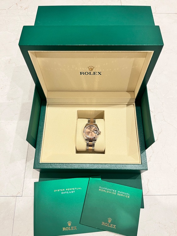 ロレックス デイトジャスト 279171-（高級時計）の商品画像 - 査定依頼日：2025年9月11日 - 最高査定価格：1,770,000円