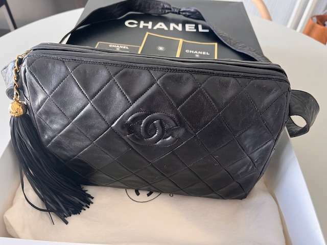 シンプルなデザイン　型番3474209（ブランドバッグ）の商品画像 - 査定依頼日：2025年1月18日 - 最高査定価格：160,000円