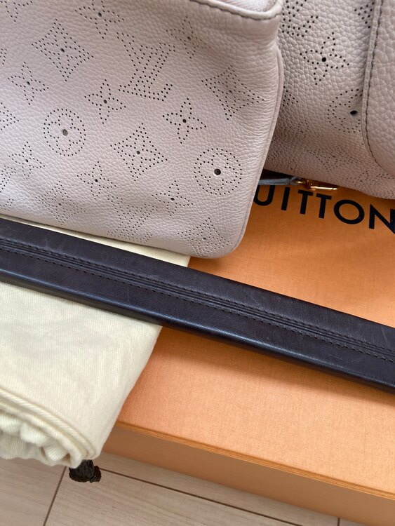 マヒナ　セレネPM（ブランドバッグ）の商品画像 - 査定依頼日：2024年12月18日 - 最高査定価格：100,000円