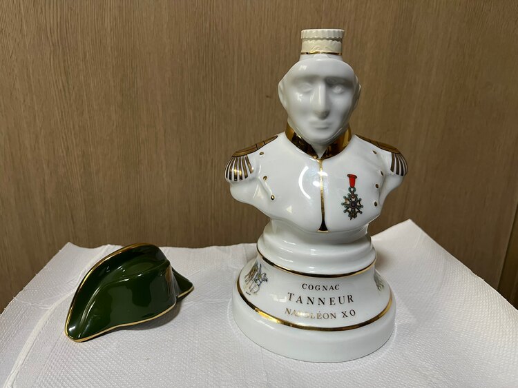コニャック ターナー ナポレオンXO（お酒）の商品画像 - 査定依頼日：2025年2月23日 - 最高査定価格：500円