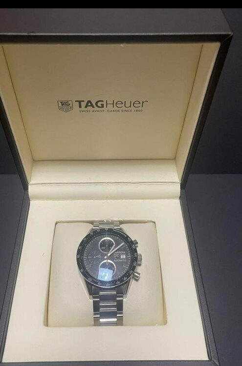 タグホイヤー カレラ cv201AJ.BA071（高級時計）の商品画像 - 査定依頼日：2025年5月31日 - 最高査定価格：240,000円