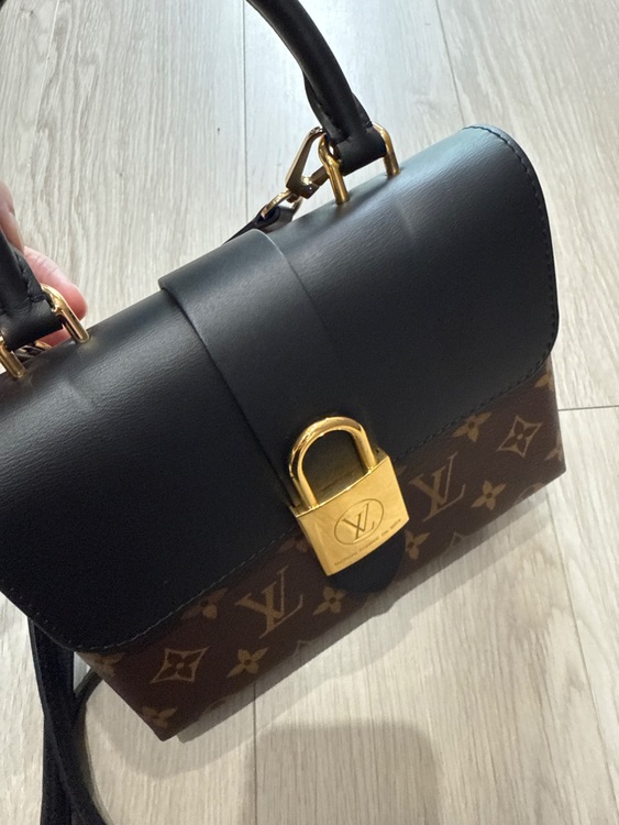 ロッキーBB（ブランドバッグ）の商品画像 - 査定依頼日：2025年6月25日 - 最高査定価格：180,000円